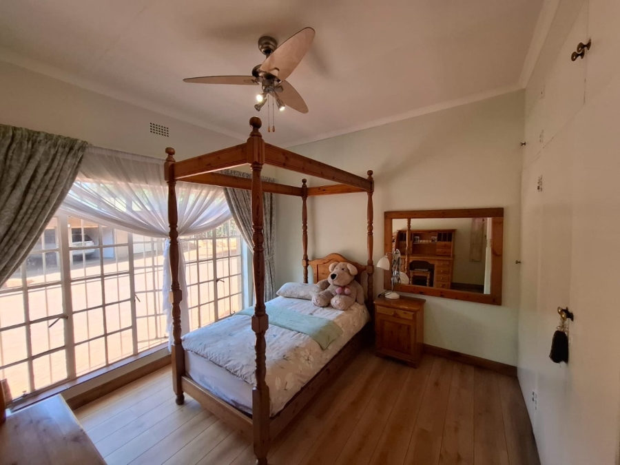 4 Bedroom Property for Sale in Protea Park North West